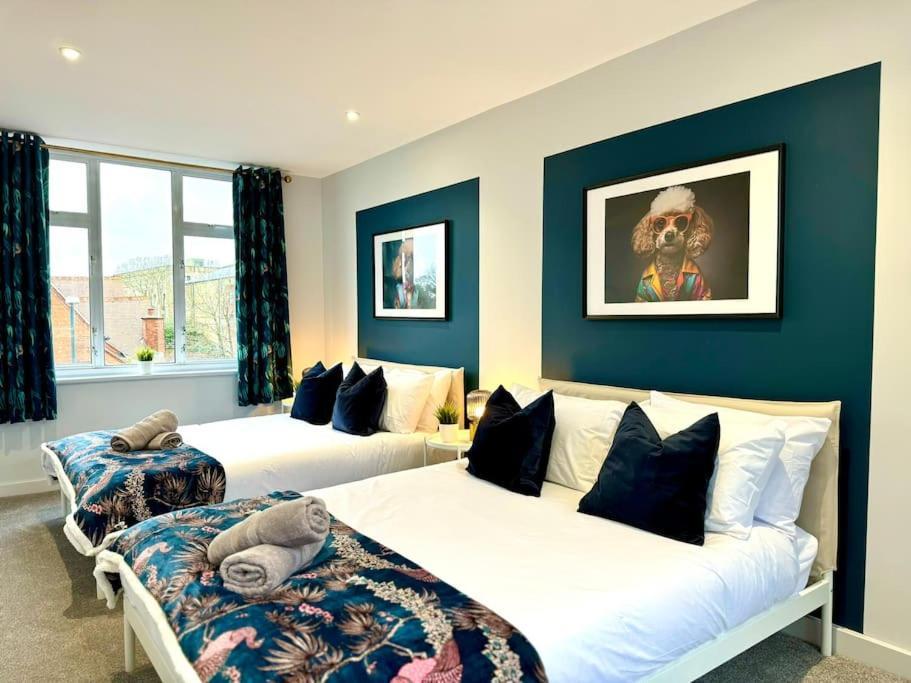Bournemouth Getaway: 3Br Apartment Near Beach Extérieur photo
